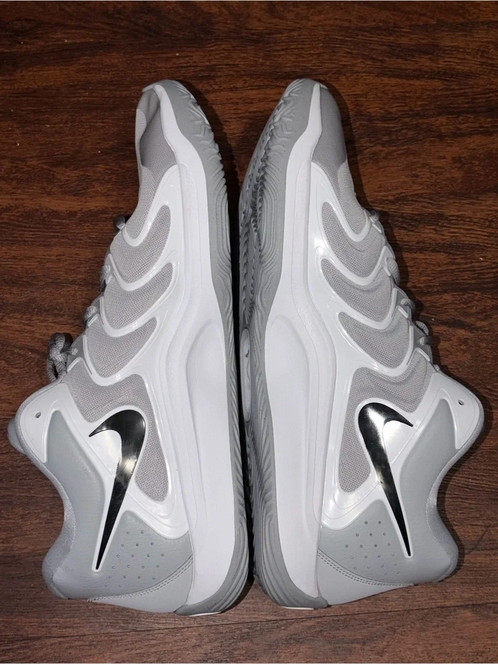 Nike size 16 Training Sneakers basketball